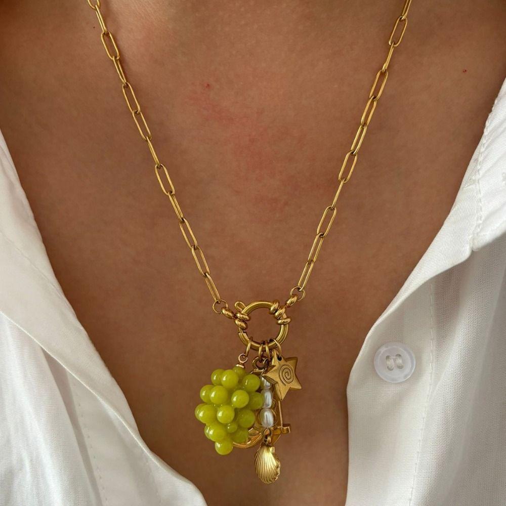 European Style Grape Blueberry Necklace Trendy Clavicle Chain Shell Pendant Choker Jewelry Gift Style1
European Style Grape Blueberry Necklace Trendy Clavicle Chain Shell Pendant Choker Jewelry Gift Style1
