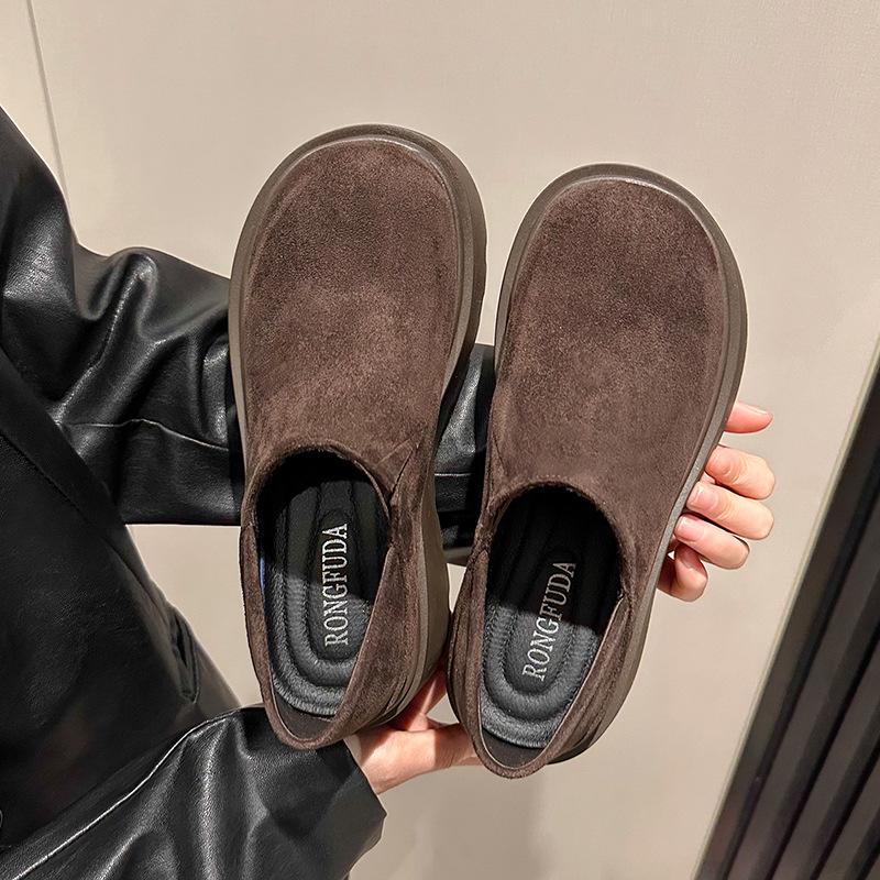 Retro platform cotton shoes for women s new one-pedal all-inclusive muffin-soled Birkenstocks for small people 35
Retro platform cotton shoes for women s new one-pedal all-inclusive muffin-soled Birkenstocks for small people 35