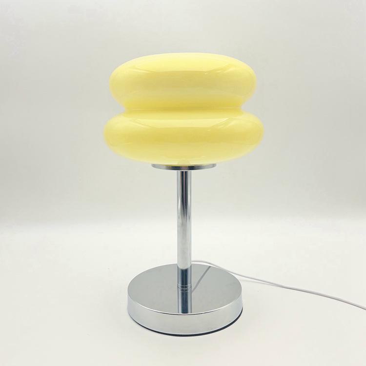 Гладкая стеклянная маленькая настольная лампа в форме гамбургера для декора гостиной и спальни USB switch (fixed brightness warm light) кремовый