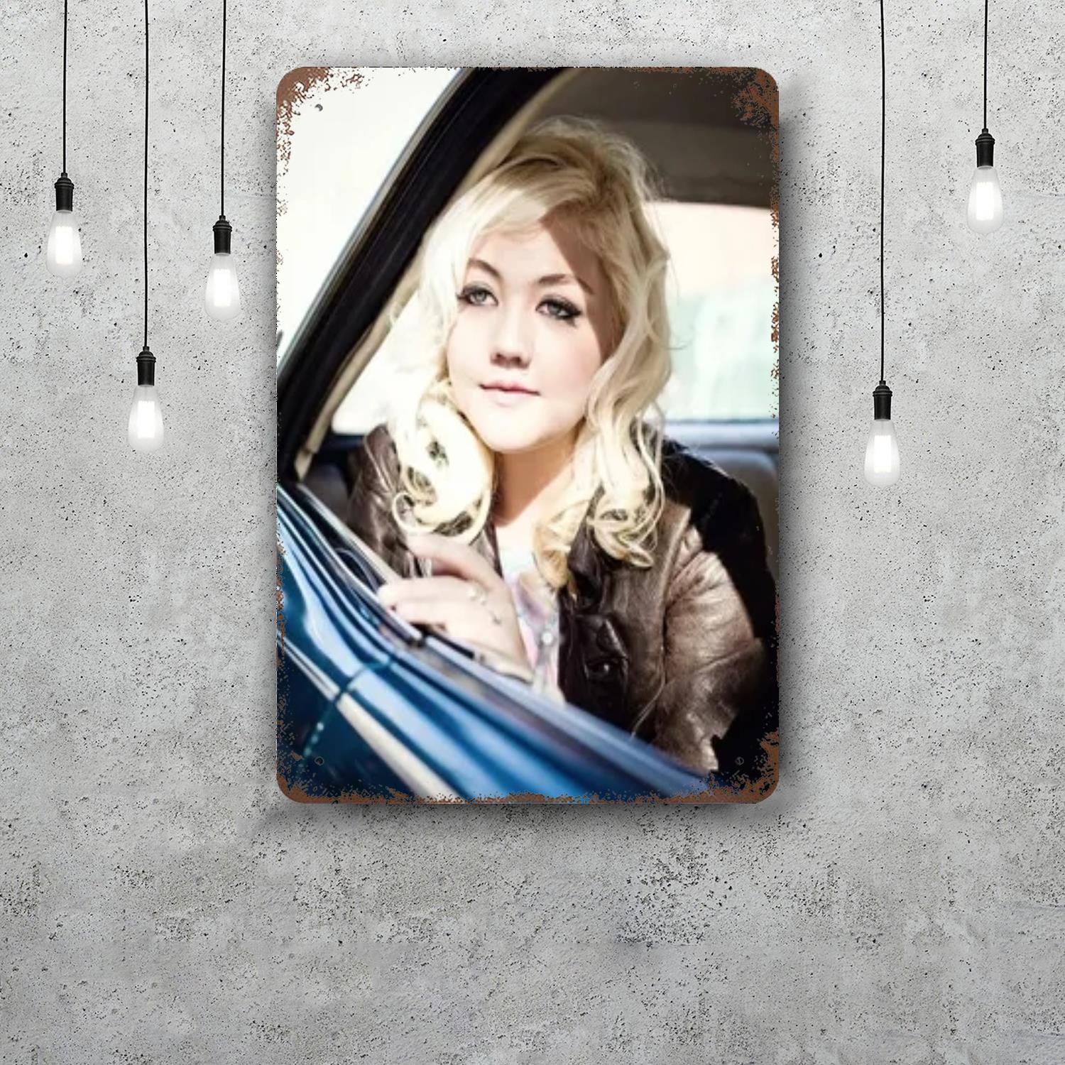 Elle King Vintage Metal Tin Signs Posters Decor Retro Metal Plaque Wall Art Decor for Garage Bar 20x30cm(7.8x11.8inch)
Elle King Vintage Metal Tin Signs Posters Decor Retro Metal Plaque Wall Art Decor for Garage Bar 20x30cm(7.8x11.8inch)