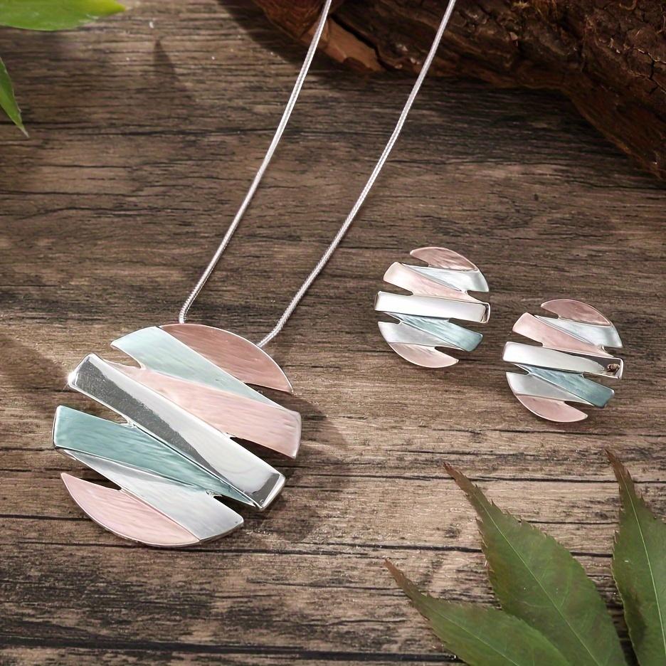 3pcs/set Geometric Round Foldable Blue Ocean Style Enamel Pendant Earrings Set, Simple Elegant Metal Painted Daily Versatile Party Vacation Jewelry синий
3pcs/set Geometric Round Foldable Blue Ocean Style Enamel Pendant Earrings Set, Simple Elegant Metal Painted Daily Versatile Party Vacation Jewelry синий