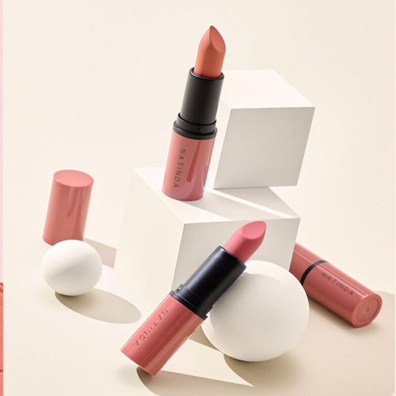 5-color mood lipstick with firm adherence (4.5g) No. 05 Glory Red
5-color mood lipstick with firm adherence (4.5g) No. 05 Glory Red
