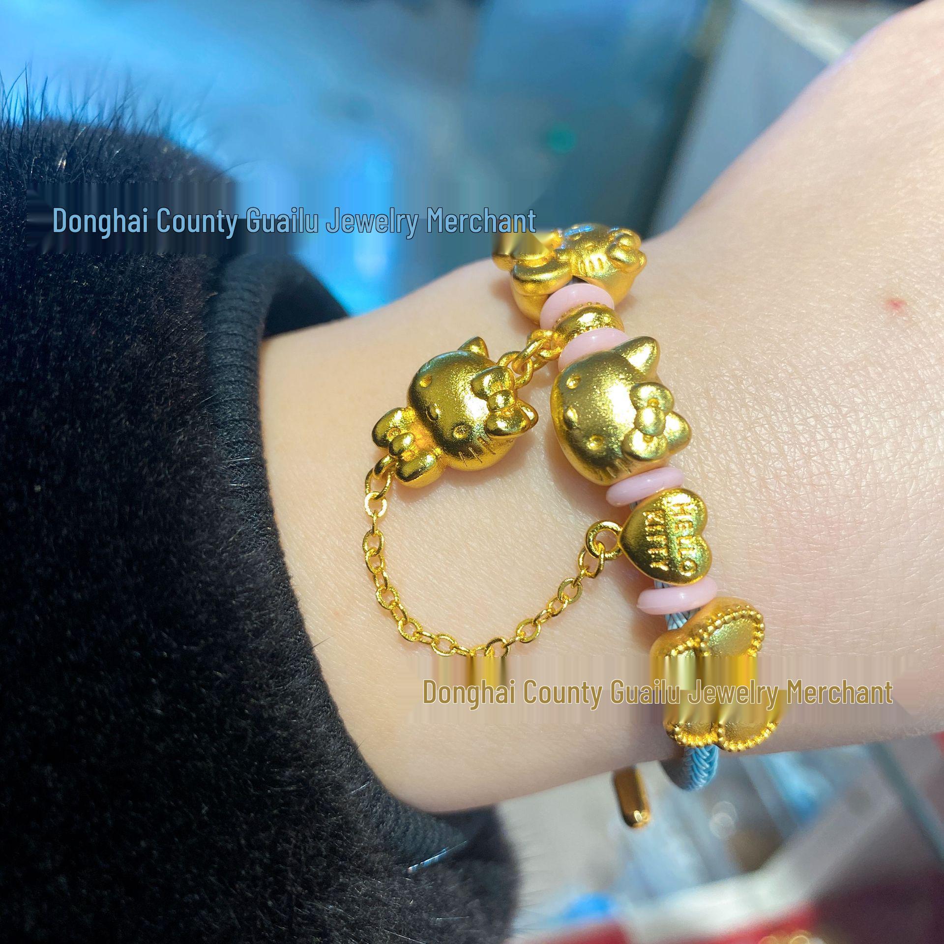 Gold-Plated Hello Kitty Cat Woven Rope Bracelet with Crown - Cute Gift for Girlfriend
Gold-Plated Hello Kitty Cat Woven Rope Bracelet with Crown - Cute Gift for Girlfriend
