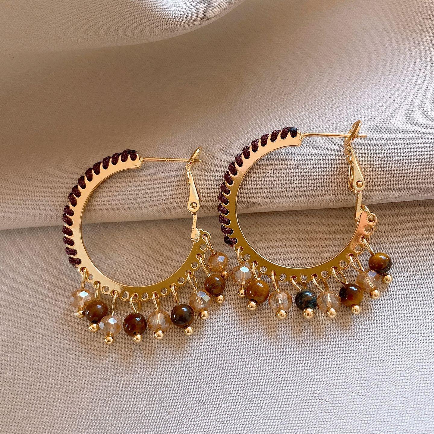 Silver needle retro ethnic windshield beaded fringed earrings earrings versatile personalized earrings
Silver needle retro ethnic windshield beaded fringed earrings earrings versatile personalized earrings