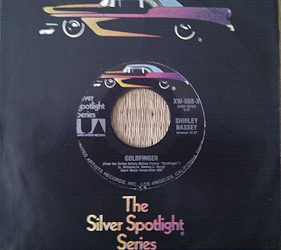 7inch Record SHIRLEY BASSEY - Goldfinger XW508X United Artists 1967 UK Pop Used
7inch Record SHIRLEY BASSEY - Goldfinger XW508X United Artists 1967 UK Pop Used