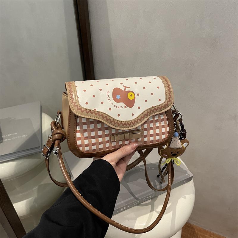 Women s Bag New Fashion Versatile Commuter Daily Casual Sweet and Cute Shoulder Crossbody Bag Single pack without accessories
Women s Bag New Fashion Versatile Commuter Daily Casual Sweet and Cute Shoulder Crossbody Bag Single pack without accessories