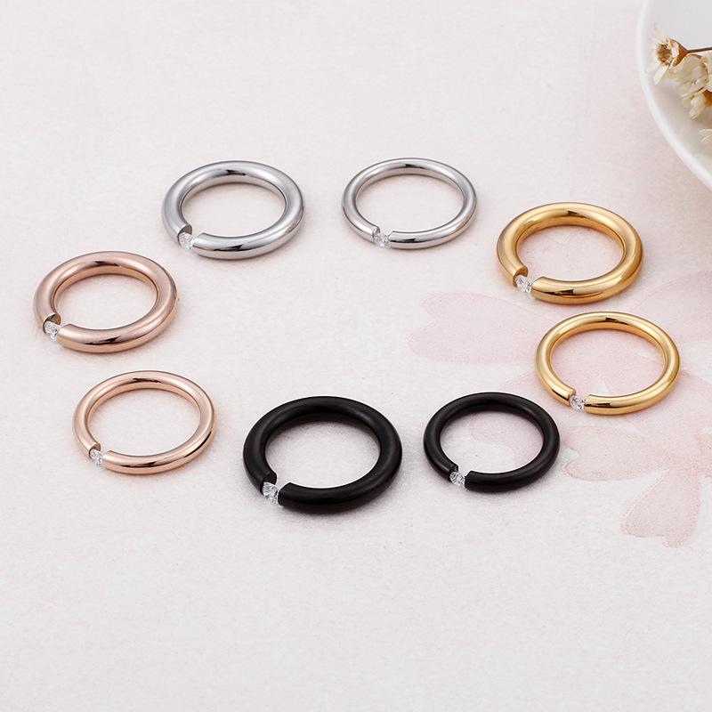 Japanese and Korean Titanium Steel Zircon Round Couple Rings - Simple, Stylish Jewelry for Women Size 8
Japanese and Korean Titanium Steel Zircon Round Couple Rings - Simple, Stylish Jewelry for Women Size 8