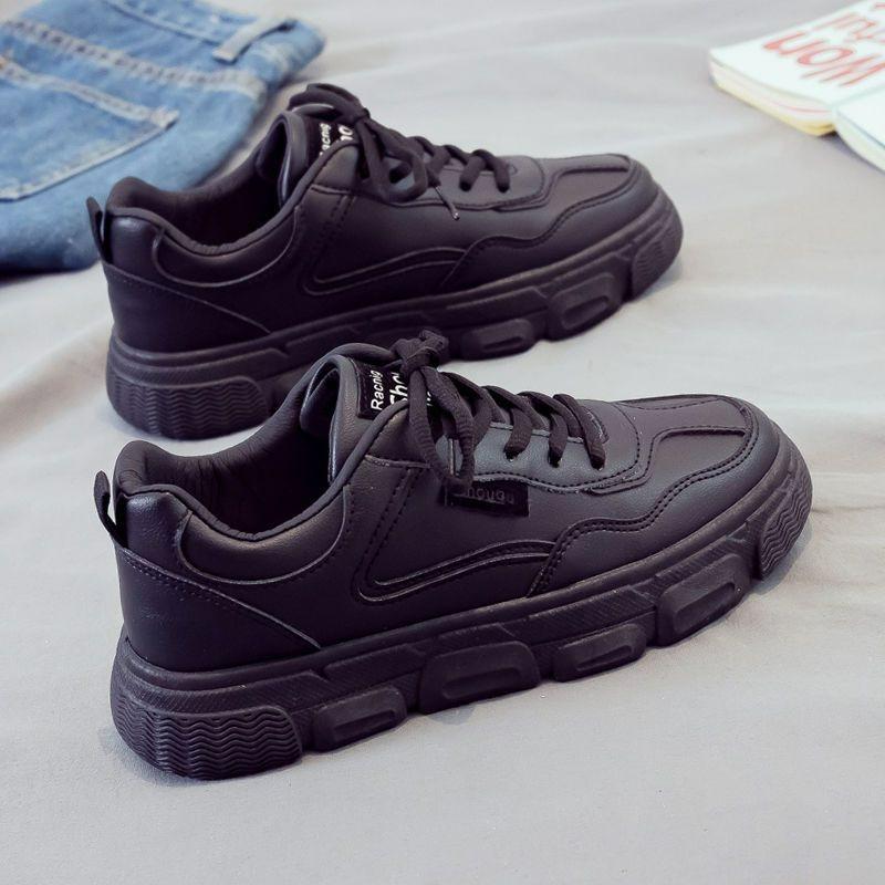 Черные спортивные туфли Кожаные туфли Daddy для женщин 39 чёрный
Черные спортивные туфли Кожаные туфли Daddy для женщин 39 чёрный