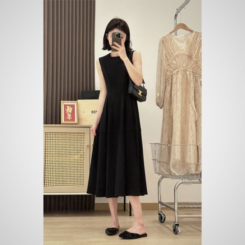round Neck Chubby Girl Hepburn Style Waist Black Dress Vest Black Color M(Suggestion 42.5-52.5kg)
round Neck Chubby Girl Hepburn Style Waist Black Dress Vest Black Color M(Suggestion 42.5-52.5kg)