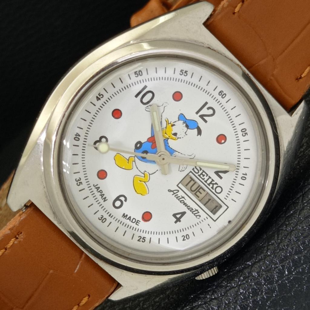 VINTAGE SEIKO AUTOMATIC 7009A JAPAN MENS WHITE COLOR DIAL WATCH a500153-2 R151a-a500153
VINTAGE SEIKO AUTOMATIC 7009A JAPAN MENS WHITE COLOR DIAL WATCH a500153-2 R151a-a500153