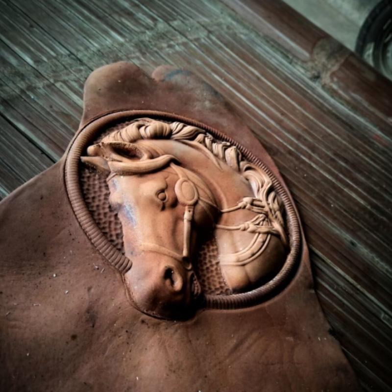 Leathercraft Metal Stamps Handmade Hydraulic Press Mold Three-dimensional Horse Head Embossing Leather Stamp LOGO Carving Mold
Leathercraft Metal Stamps Handmade Hydraulic Press Mold Three-dimensional Horse Head Embossing Leather Stamp LOGO Carving Mold