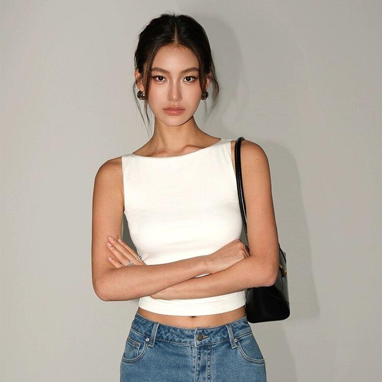 Женский двухслойный танктоп с вырезом лодочкой, мягкий и облегающий M белый
Женский двухслойный танктоп с вырезом лодочкой, мягкий и облегающий M белый