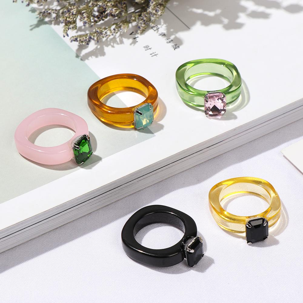 Diamond Girls Accessories Women Rings Vintage Retro Ring Transparent Resin Ring Acrylic Rhinestone
Diamond Girls Accessories Women Rings Vintage Retro Ring Transparent Resin Ring Acrylic Rhinestone