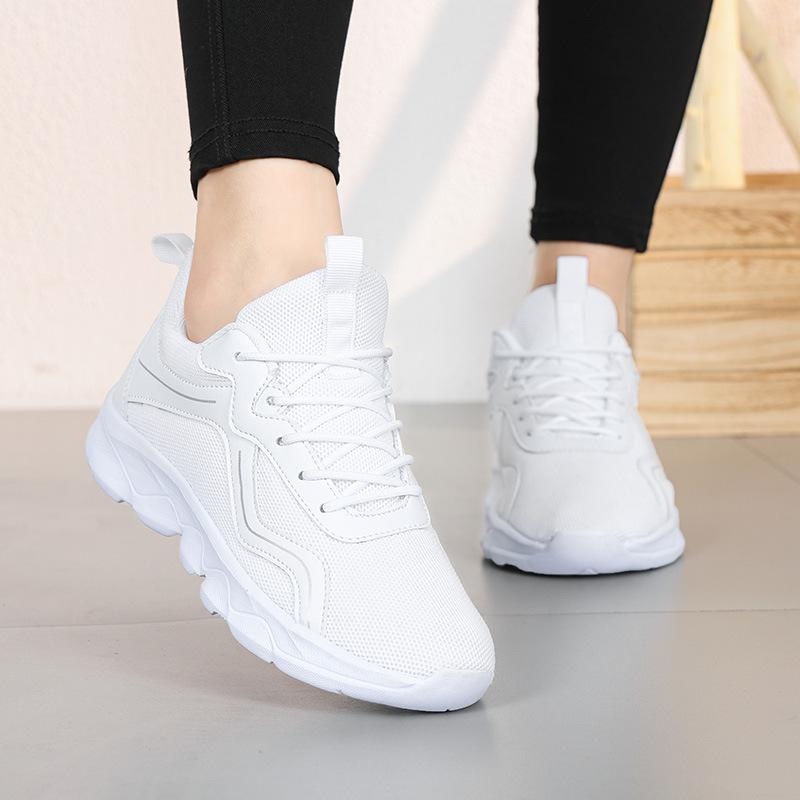 New non-slip running shoes skipping rope sneakers women s soft-soled high-elastic mesh casual versatile lightweight running shoes 35
New non-slip running shoes skipping rope sneakers women s soft-soled high-elastic mesh casual versatile lightweight running shoes 35