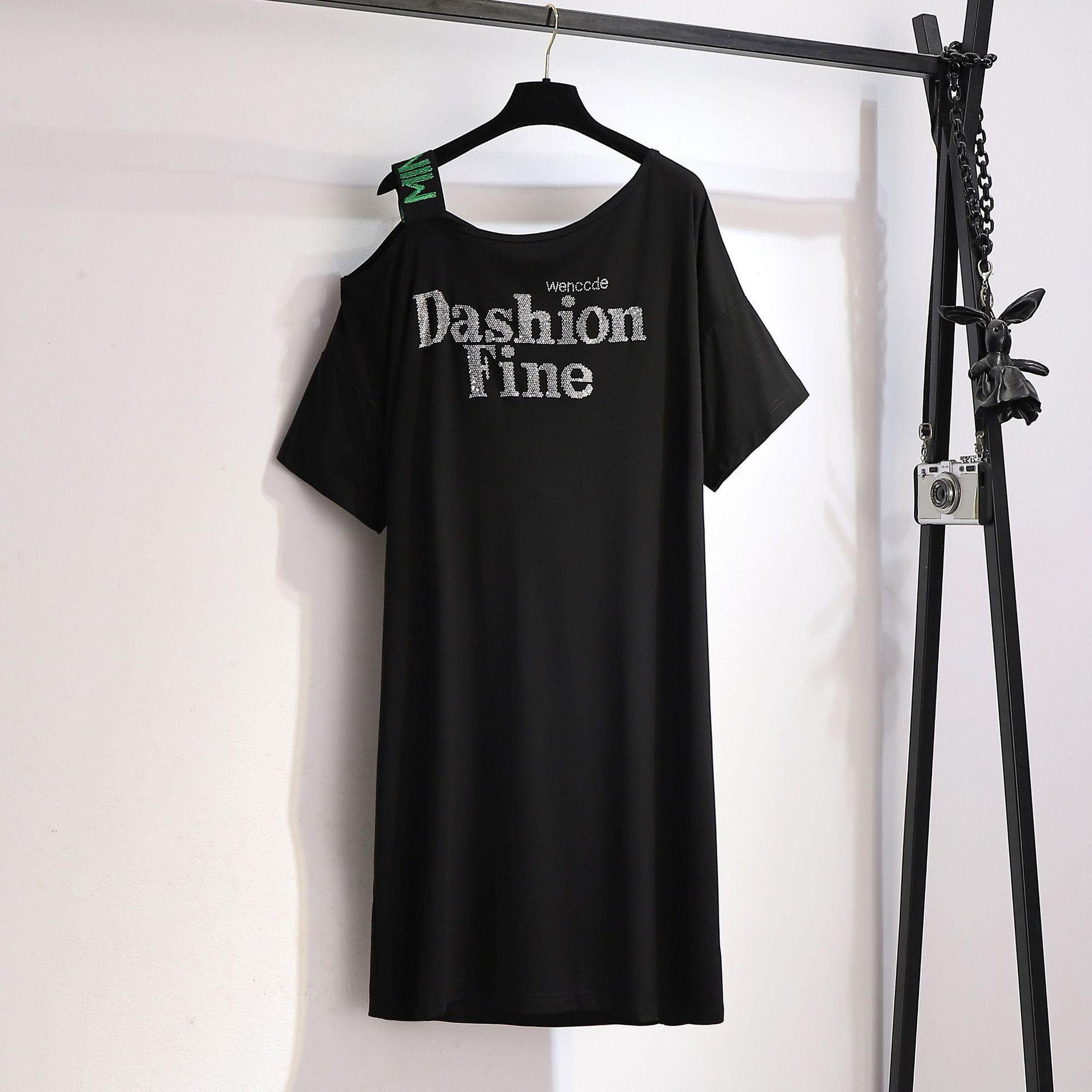 Плюс размер без бретелек модное летнее женское платье-футболка средней длины с короткими рукавами повседневное свободное платье 5XL чёрный
Плюс размер без бретелек модное летнее женское платье-футболка средней длины с короткими рукавами повседневное свободное платье 5XL чёрный