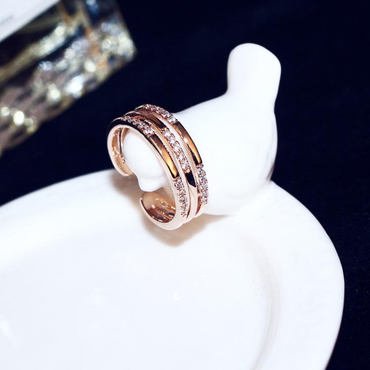 Fashionable Copper Accessories Spot Exquisite Shiny Double Row Diamond Small Square Diamond shaped Double ayer Ring Opening adjustable
Fashionable Copper Accessories Spot Exquisite Shiny Double Row Diamond Small Square Diamond shaped Double ayer Ring Opening adjustable