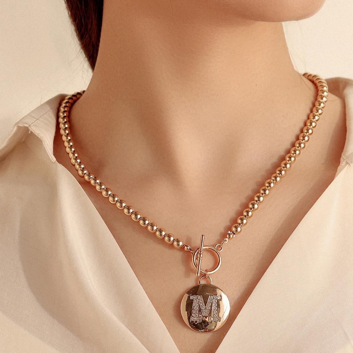 New trend light luxury niche design sense letter necklace female ins temperament inlaid zircon collarbone chain long chain
New trend light luxury niche design sense letter necklace female ins temperament inlaid zircon collarbone chain long chain