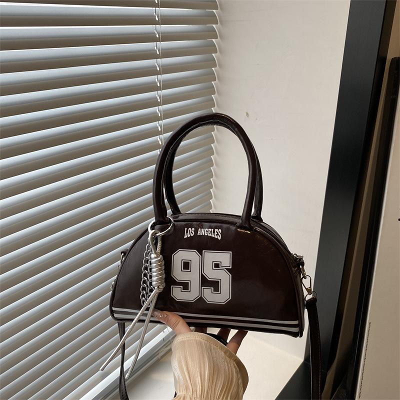 New fashion underarm bag women s tide glossy dumpling bag autumn simple casual one shoulder crossbody women s bag
New fashion underarm bag women s tide glossy dumpling bag autumn simple casual one shoulder crossbody women s bag