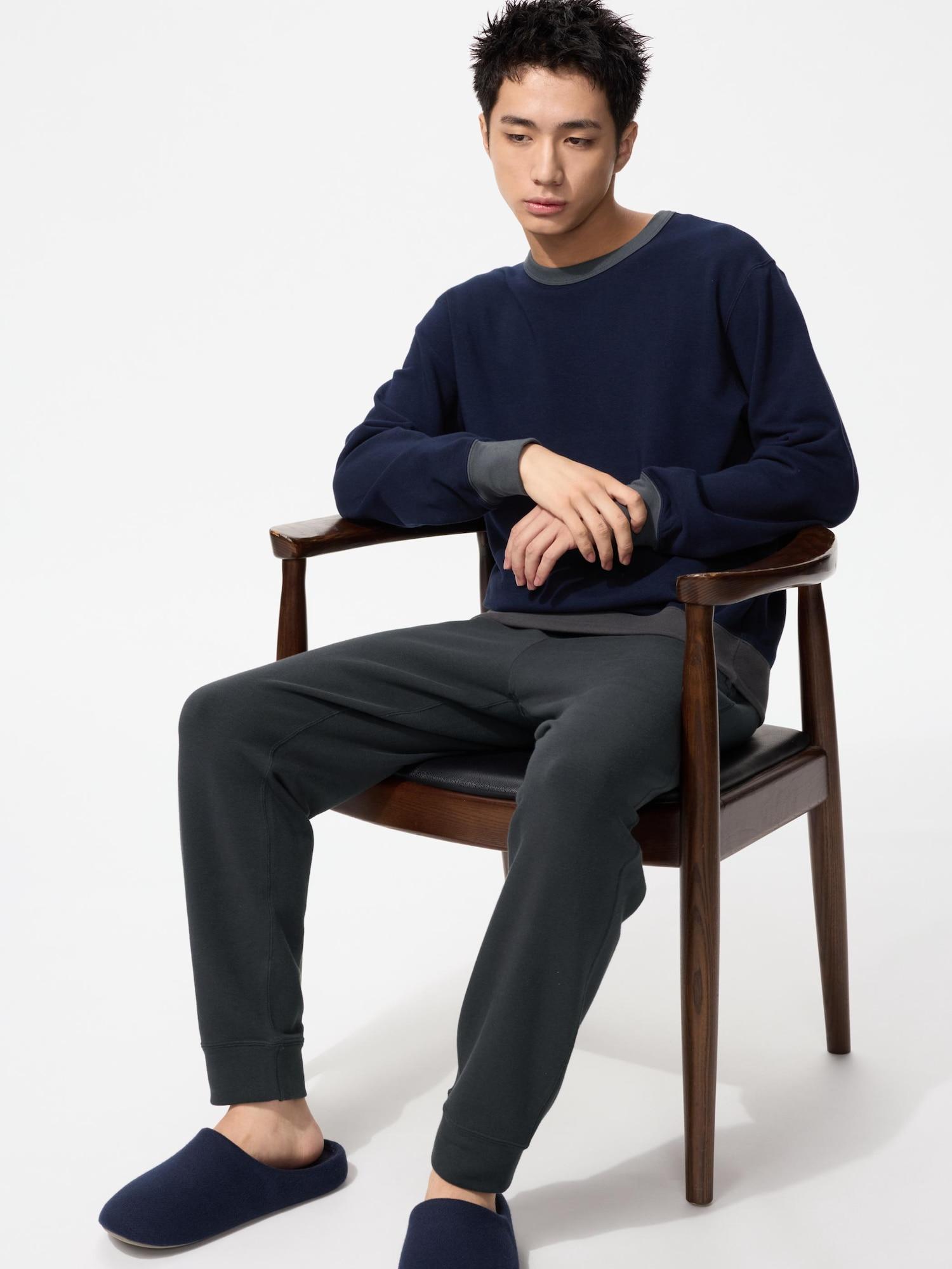 Uniqlo Japan Ultra Stretch Sweat Set 69 NAVY/M
Uniqlo Japan Ultra Stretch Sweat Set 69 NAVY/M