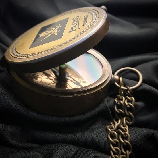 Компас Пираты Джек Воробей Стиль Морской Коллекционный Навигационный Инструмент Подарок
Компас Пираты Джек Воробей Стиль Морской Коллекционный Навигационный Инструмент Подарок