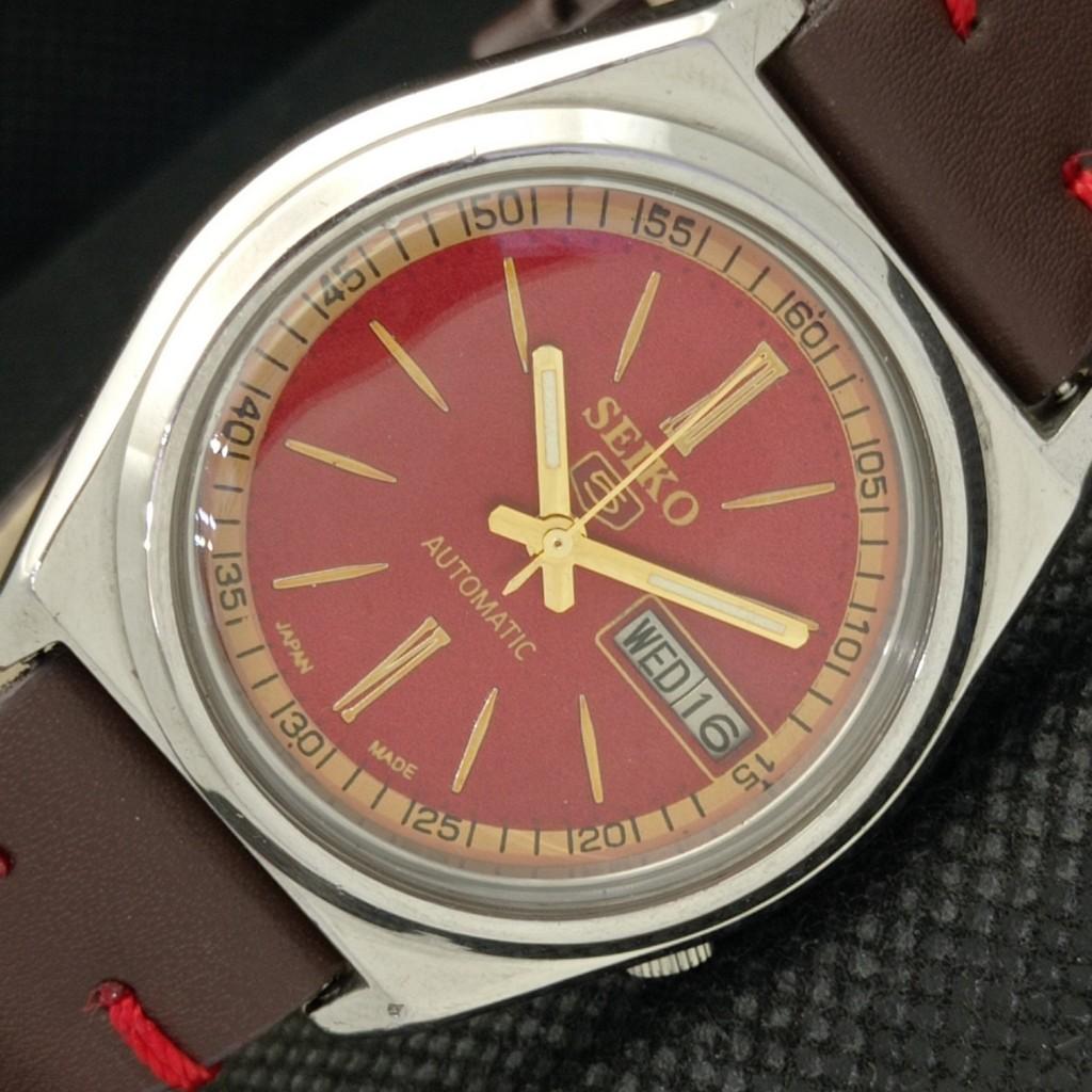 Б/У винтажные мужские часы SEIKO 5 AUTOMATIC 7009A JAPAN MENS DAY/DATE RED 596-a312730-9 SKU596-a312730
Б/У винтажные мужские часы SEIKO 5 AUTOMATIC 7009A JAPAN MENS DAY/DATE RED 596-a312730-9 SKU596-a312730