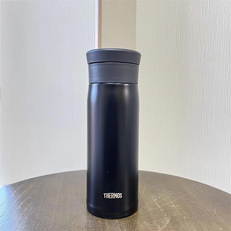 Thermos JMZ-480 Stainless Steel Insulated Mug
Thermos JMZ-480 Stainless Steel Insulated Mug