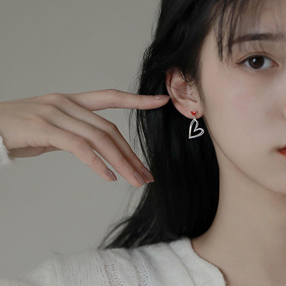 Engagement Women Ear Studs Asymmetric Earrings Korean Style Ear Studs Love Heart Stud Earring
Engagement Women Ear Studs Asymmetric Earrings Korean Style Ear Studs Love Heart Stud Earring