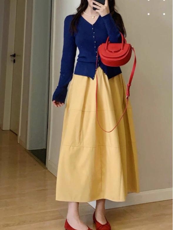 Dark Blue Stylish V-Neck Slim Fit Long Sleeve Base Layer & Half Skirt Two-Piece Women s Set (Spring 2026) Small
Dark Blue Stylish V-Neck Slim Fit Long Sleeve Base Layer & Half Skirt Two-Piece Women s Set (Spring 2026) Small