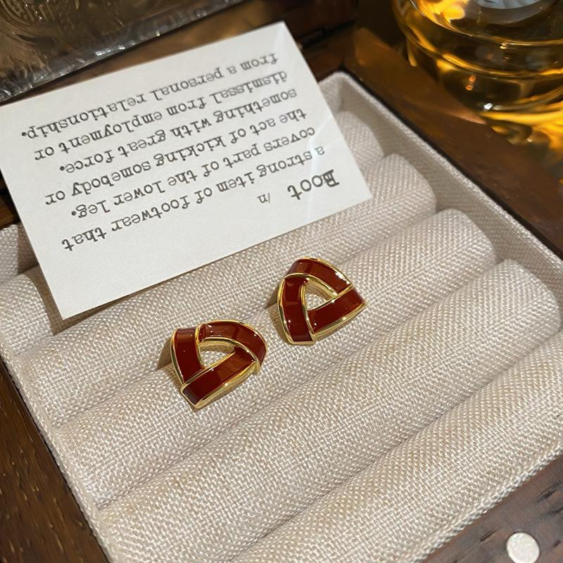 French drip glaze geometric earrings, personality fashion, high-end sense, light luxury,integrated mosquito coil disc ear clips, no ear piercings
French drip glaze geometric earrings, personality fashion, high-end sense, light luxury,integrated mosquito coil disc ear clips, no ear piercings