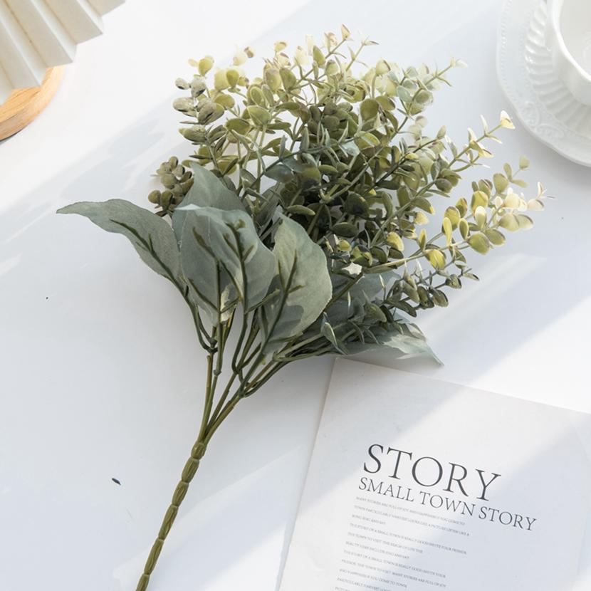 Artificial Plants Plastics Eucalyptus Wedding Party supplies Festival Floral Arrangement Room Home TableDecora Photography props 1 piece світло-зелений колір
Artificial Plants Plastics Eucalyptus Wedding Party supplies Festival Floral Arrangement Room Home TableDecora Photography props 1 piece світло-зелений колір