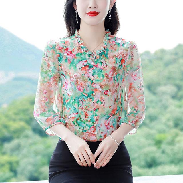 Шифоновая рубашка для мамы, женская летняя новая блузка с рукавом три четверти с цветочным принтом, модный топ с v-образным вырезом M зелёный
Шифоновая рубашка для мамы, женская летняя новая блузка с рукавом три четверти с цветочным принтом, модный топ с v-образным вырезом M зелёный