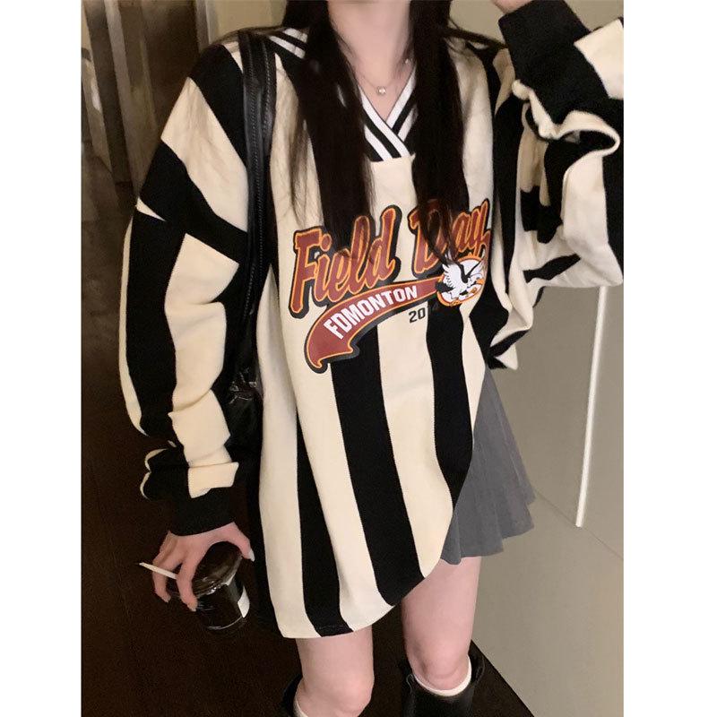 Women s Spring 2025 Sporty V-Neck Striped Colorblock Long-Sleeve Loose Sweatshirt XL (135-160 lbs recommended)
Women s Spring 2025 Sporty V-Neck Striped Colorblock Long-Sleeve Loose Sweatshirt XL (135-160 lbs recommended)