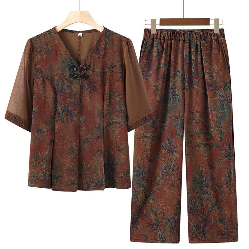 Plus Size Summer Casual Two-Piece Set for Middle-Aged and Elderly Mothers - Loose Short-Sleeved Top and Pants. 7XL -- Recommended for 87.5-95 kg коричневий
Plus Size Summer Casual Two-Piece Set for Middle-Aged and Elderly Mothers - Loose Short-Sleeved Top and Pants. 7XL -- Recommended for 87.5-95 kg коричневий