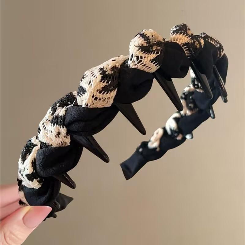 Korean Vintage Mesh Color-Block Wrap Fabric Headband Women Hairband Comb Hair Accessory
Korean Vintage Mesh Color-Block Wrap Fabric Headband Women Hairband Comb Hair Accessory