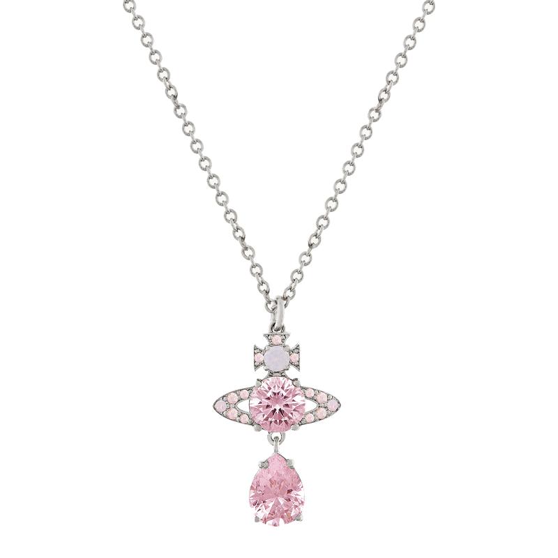 Vivienne Westwood Ismene Drop Mermaid Tears Brass Necklace Women necklace Light-Pink 8053195229413 Box
Vivienne Westwood Ismene Drop Mermaid Tears Brass Necklace Women necklace Light-Pink 8053195229413 Box