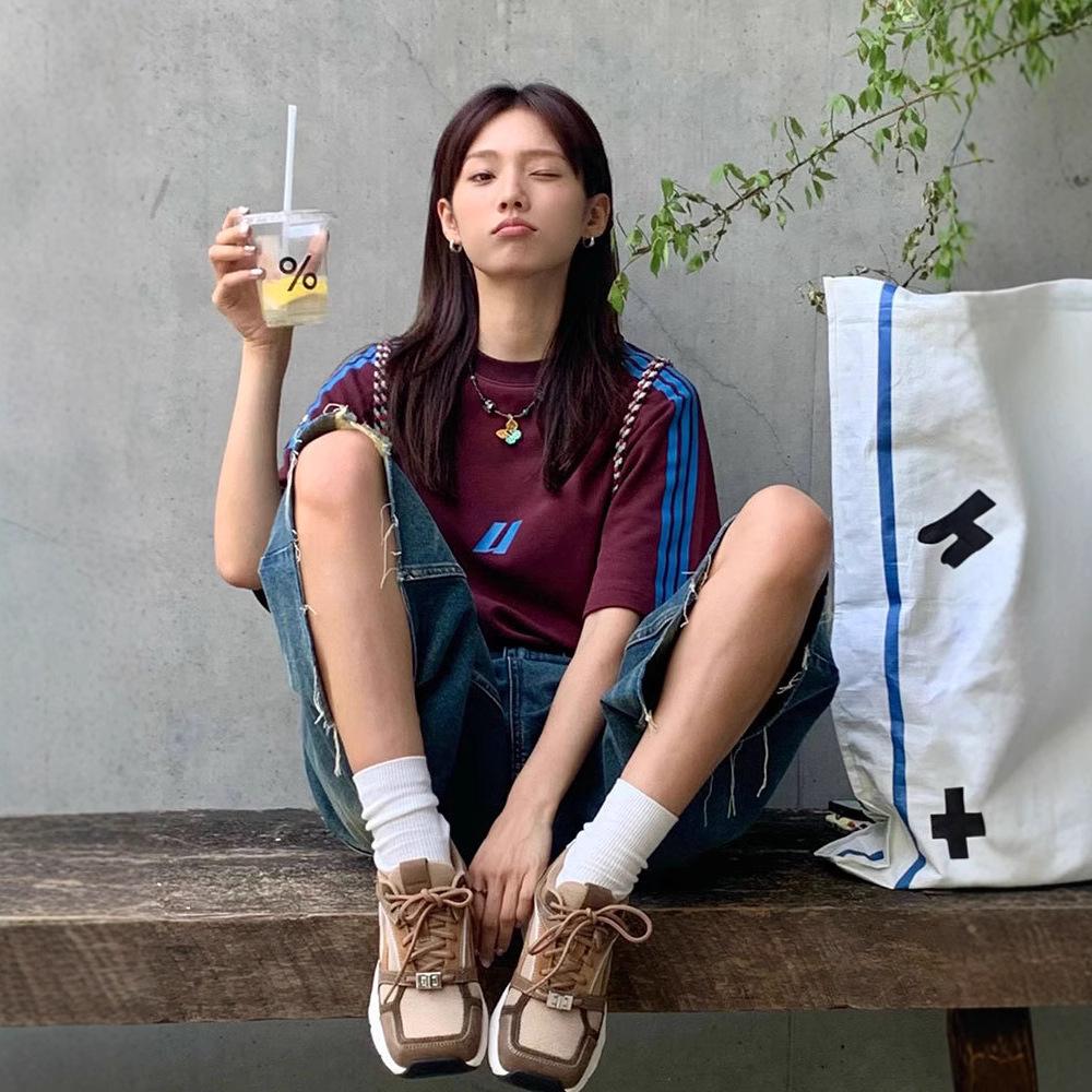 Women s Retro-Style Color Block Striped Half Sleeve T-Shirt: Casual Summer Sportswear XL (60-70kg)
Women s Retro-Style Color Block Striped Half Sleeve T-Shirt: Casual Summer Sportswear XL (60-70kg)