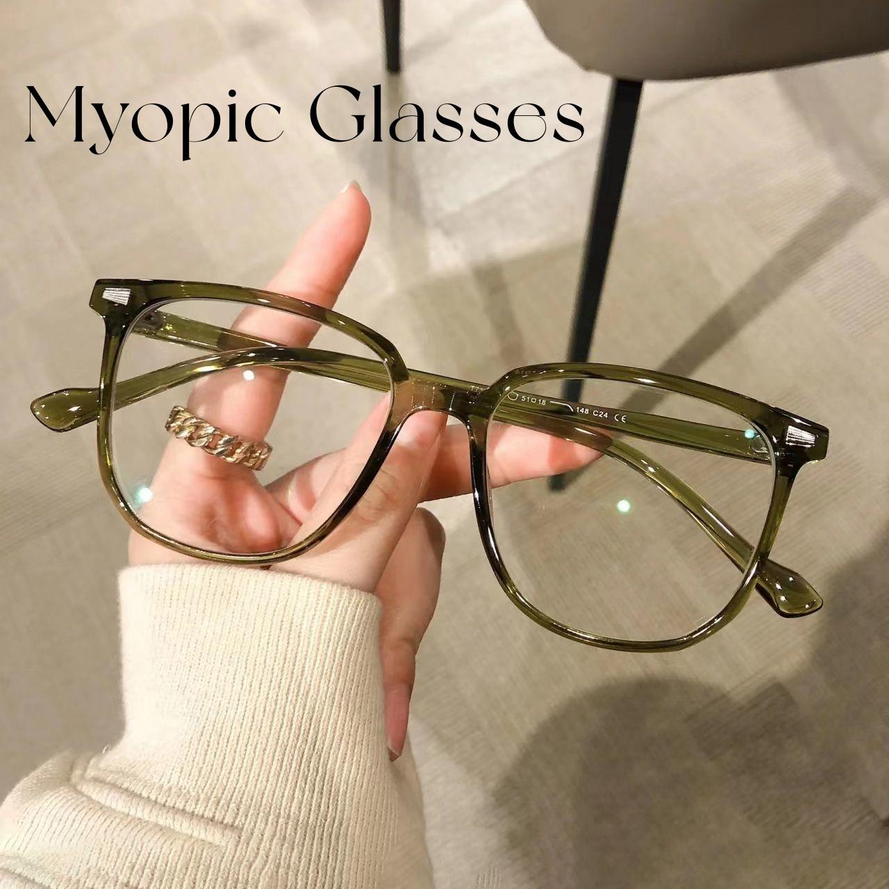 New Trend Ultra Light Myopic Glasses for Women Vintage Oversized Round Frame Eyewear Blue Light Blocking Near Sight Eyeglasses
New Trend Ultra Light Myopic Glasses for Women Vintage Oversized Round Frame Eyewear Blue Light Blocking Near Sight Eyeglasses