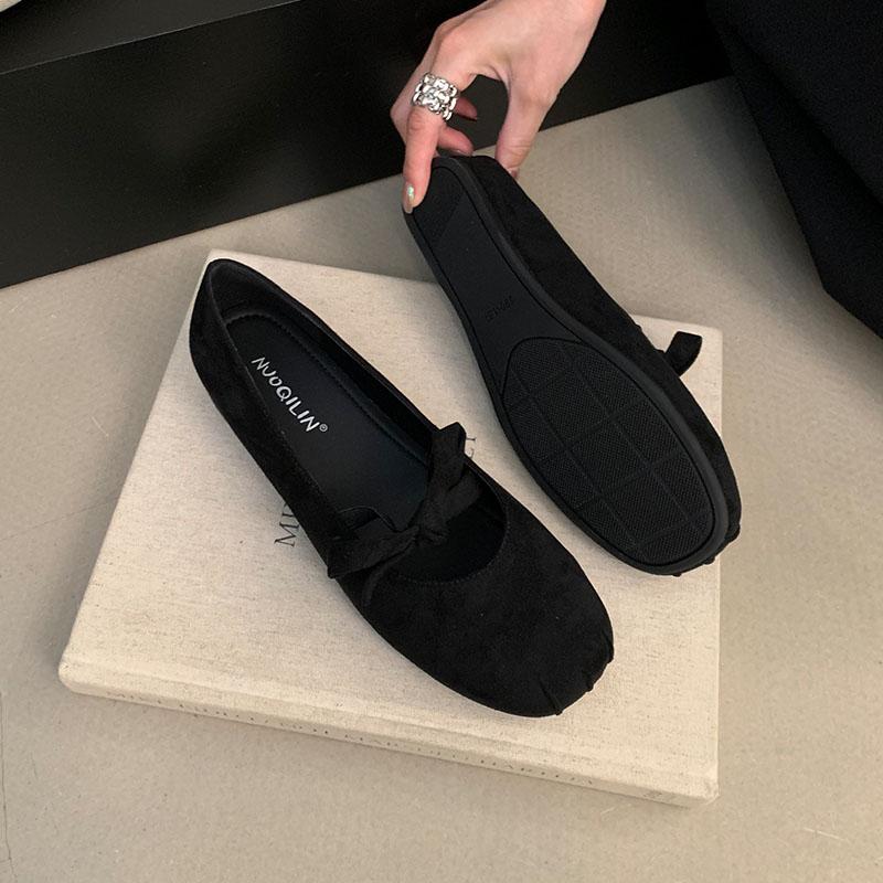 Модная новая женская обувь с бантом-бабочкой, слипоны, женские балетки, модная обувь для увеличения роста, женские балетки, туфли с неглубоким вырезом 35 чёрный
Модная новая женская обувь с бантом-бабочкой, слипоны, женские балетки, модная обувь для увеличения роста, женские балетки, туфли с неглубоким вырезом 35 чёрный