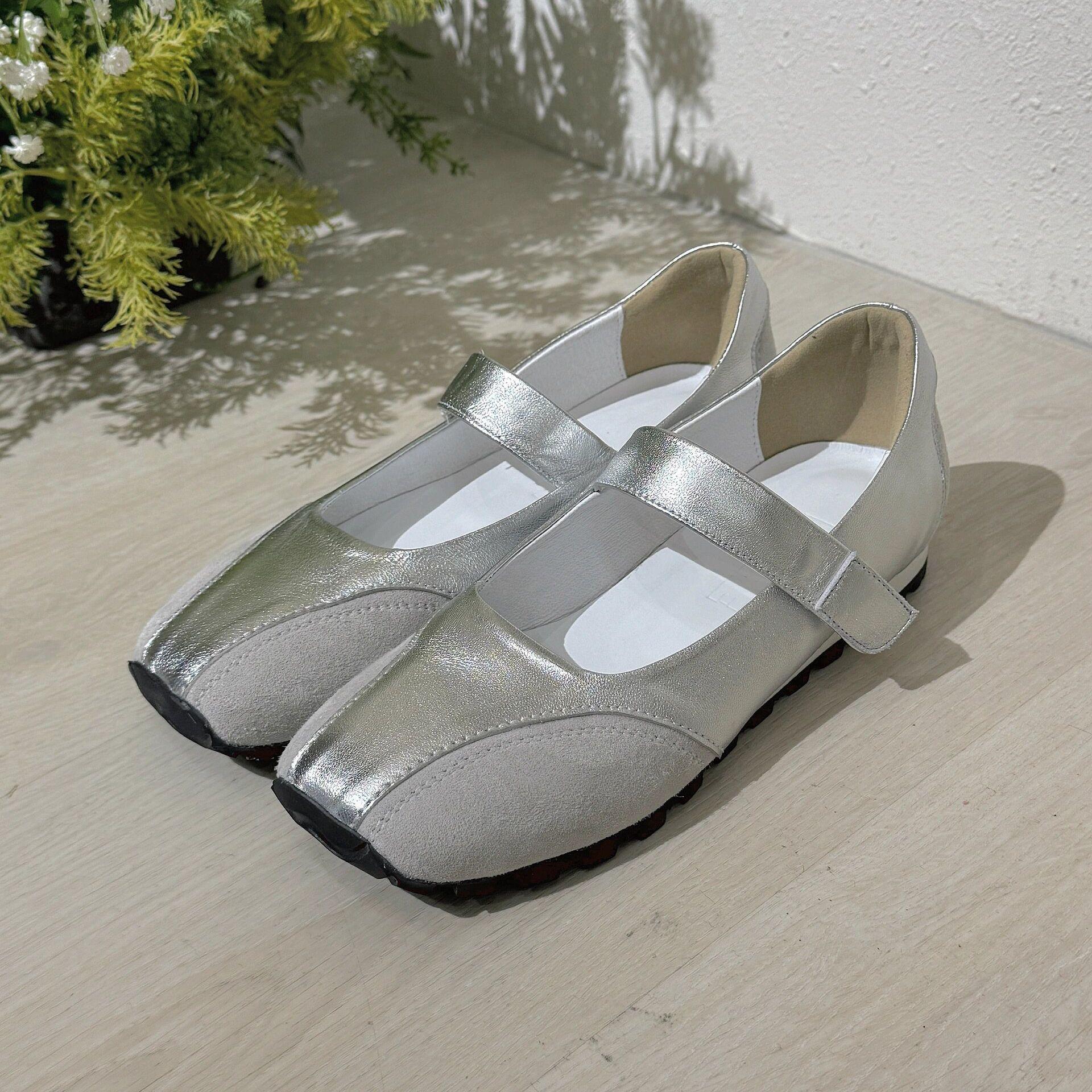 Sheepskin version~ French square head flat bottom Mary Jane women s shoes 24 years old new leather versatile light mouth Velcro single shoes 35
Sheepskin version~ French square head flat bottom Mary Jane women s shoes 24 years old new leather versatile light mouth Velcro single shoes 35