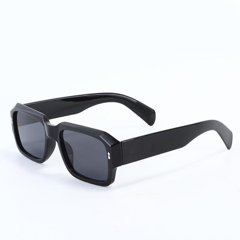 Vintage Square Sunglasses Men Women Brand Designer Sun Glasses Fashion Trendy Eyewear Black Shades Gradient Glasses UV400
Vintage Square Sunglasses Men Women Brand Designer Sun Glasses Fashion Trendy Eyewear Black Shades Gradient Glasses UV400