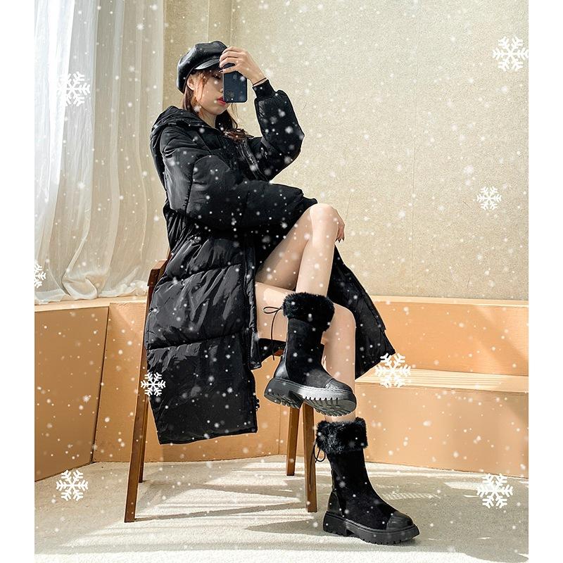 Thick-soled snow boots women s winter fur integrated Martin boots new medium tube thickened winter velvet cotton shoes 40
Thick-soled snow boots women s winter fur integrated Martin boots new medium tube thickened winter velvet cotton shoes 40