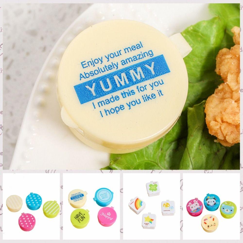 4pcs/set Round Square Mini Seasoning Sauce Box Plastic Sauce Packaging Box Condiment Box Honey
4pcs/set Round Square Mini Seasoning Sauce Box Plastic Sauce Packaging Box Condiment Box Honey