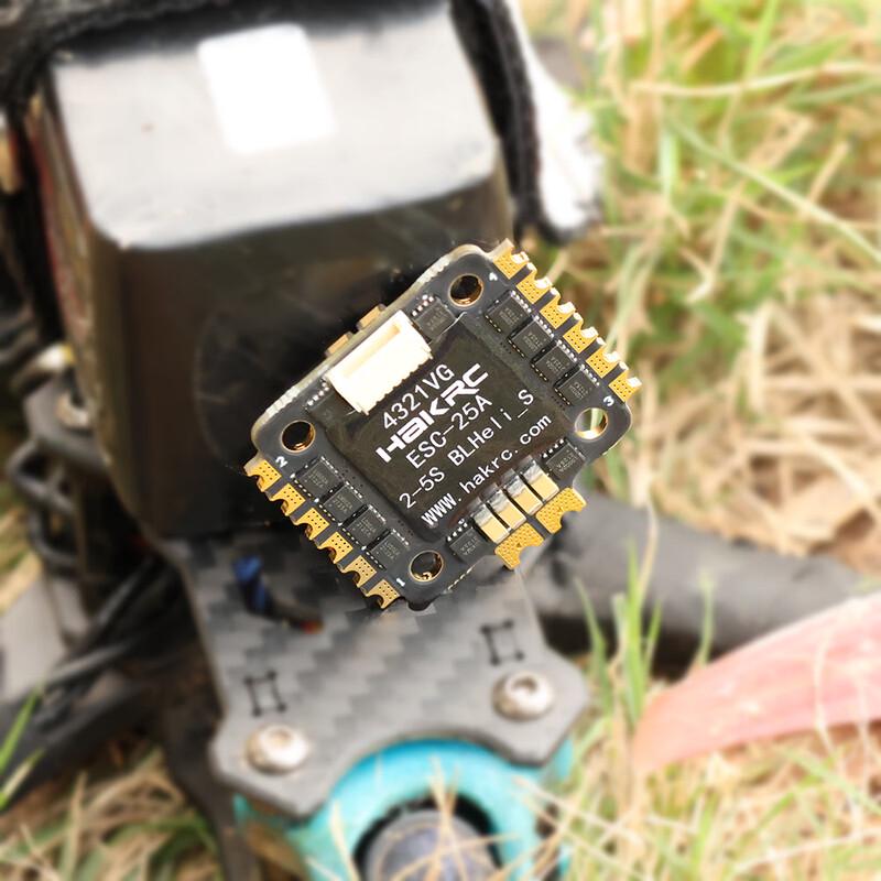 HAKRC BLS 25A 4-in-1 ESC for FPV Racing Drones (CN version)
HAKRC BLS 25A 4-in-1 ESC for FPV Racing Drones (CN version)