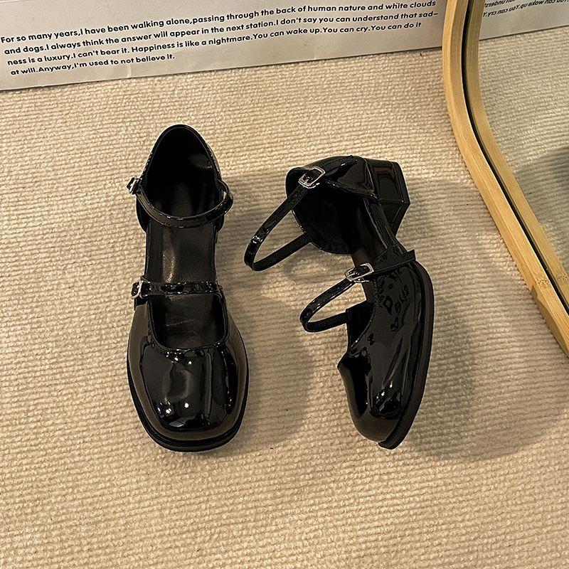 New Mary Jane Shoes Buckle Pumps Women Thick middle Heels Elegant Shallow Square Toe Footwear Party Office Lady Leather Shoes 35 чёрный
New Mary Jane Shoes Buckle Pumps Women Thick middle Heels Elegant Shallow Square Toe Footwear Party Office Lady Leather Shoes 35 чёрный