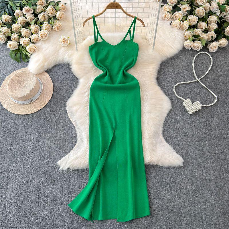 South Korea Chic Elegant Ladies Pure Color Sleeveless Sling Dress Women s Sexy Sheath Slit Base Knitting Dress Green All yards
South Korea Chic Elegant Ladies Pure Color Sleeveless Sling Dress Women s Sexy Sheath Slit Base Knitting Dress Green All yards