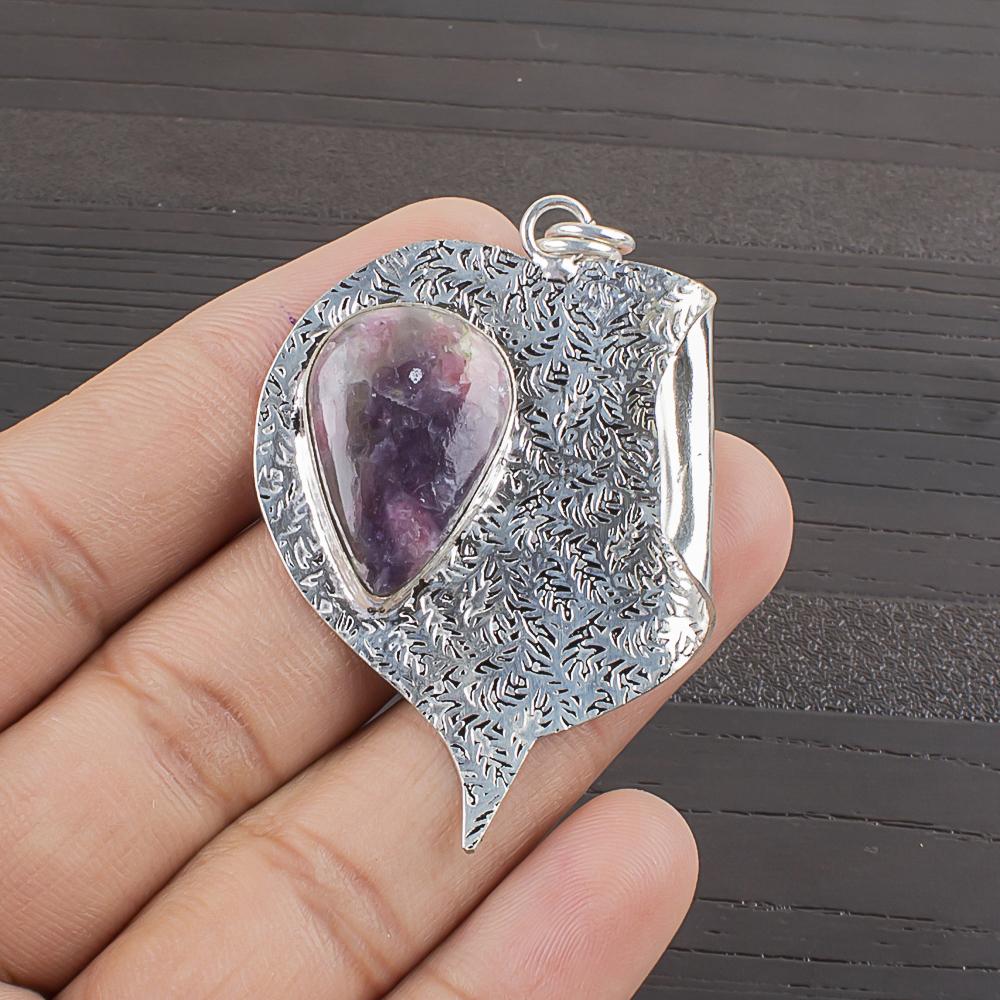 Natural Tourmalated Quartz Gemstone 925 Sterling Silver Jewelry Pendant 2.09 AJP-2381
Natural Tourmalated Quartz Gemstone 925 Sterling Silver Jewelry Pendant 2.09 AJP-2381