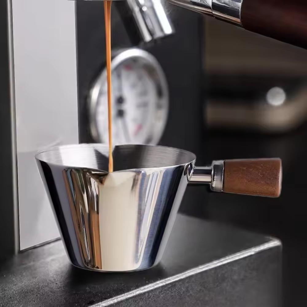 Wood Handle Coffee Measuring Cup with Scale Pouring Cup Espresso Measuring Dosing Cup Cafe білий
Wood Handle Coffee Measuring Cup with Scale Pouring Cup Espresso Measuring Dosing Cup Cafe білий