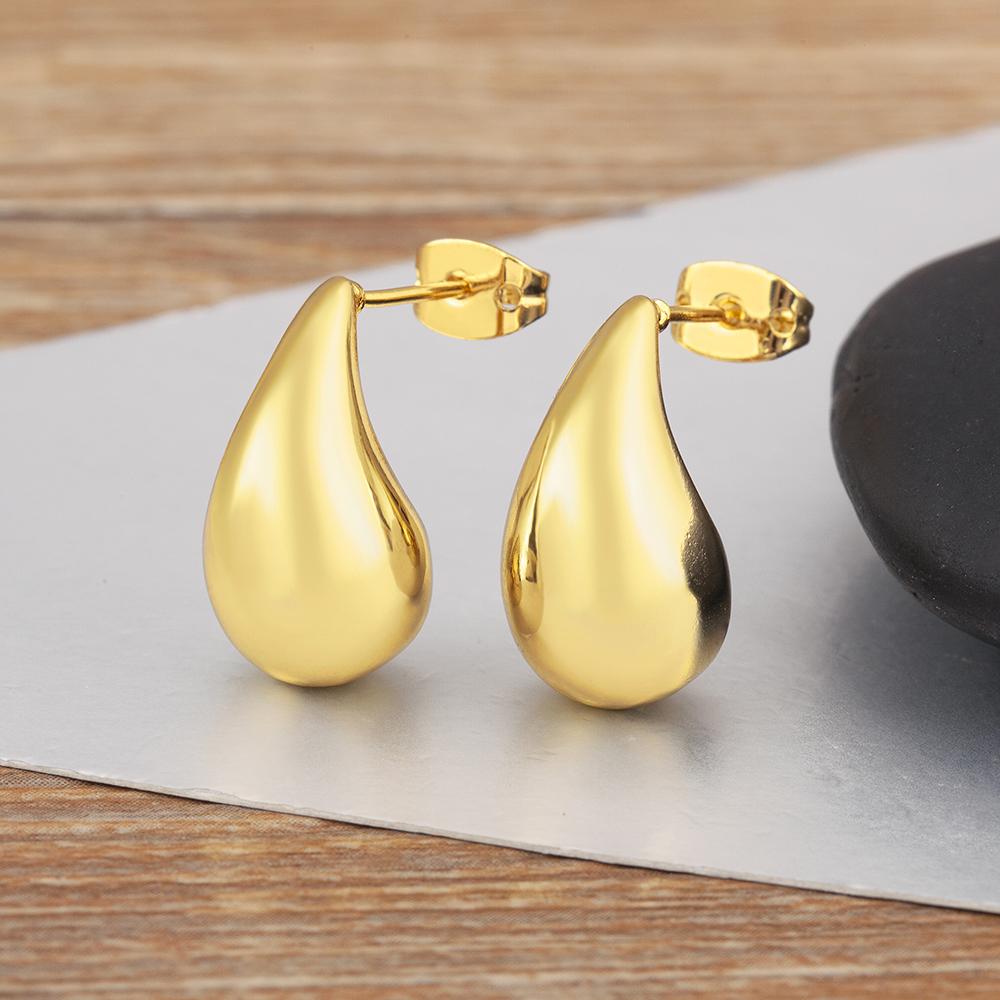 Nidin Горячая Распродажа Классические Серьги-пусеты с Шармом в Форме Капли Воды для Женщин Девушек Модные Универсальные Украшения для Ушей Подарки на Помолвку Свадьбу
Nidin Горячая Распродажа Классические Серьги-пусеты с Шармом в Форме Капли Воды для Женщин Девушек Модные Универсальные Украшения для Ушей Подарки на Помолвку Свадьбу