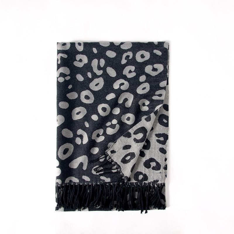 2025 new scarf women s tassel imitation cashmere leopard print scarf warm shawl hot-selling 65mm*180mm
2025 new scarf women s tassel imitation cashmere leopard print scarf warm shawl hot-selling 65mm*180mm