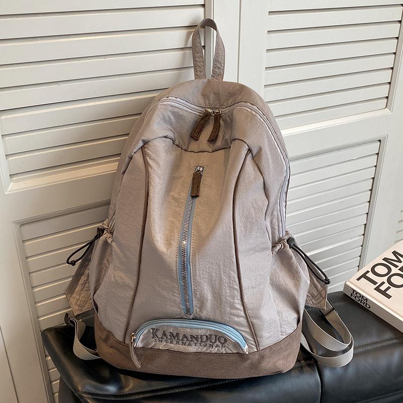 Сумка великої ємності 2024 р. Новий рюкзак високого класу з нейлонової тканини, жіночий студент коледжу, шкільний рюкзак, повсякденний рюкзак сірий колір
Сумка великої ємності 2024 р. Новий рюкзак високого класу з нейлонової тканини, жіночий студент коледжу, шкільний рюкзак, повсякденний рюкзак сірий колір